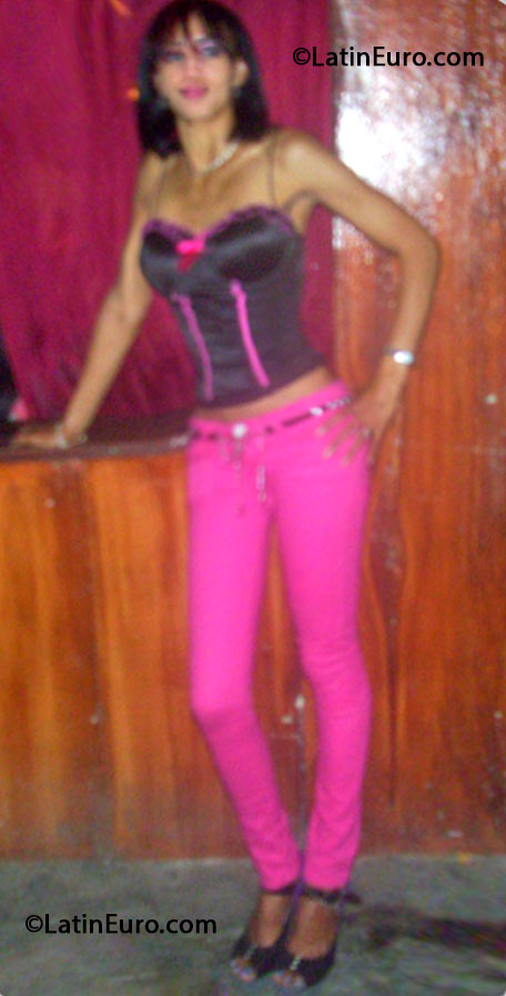 Date this hot Dominican Republic girl Santa rosa from San Francisco De Macoris DO16474