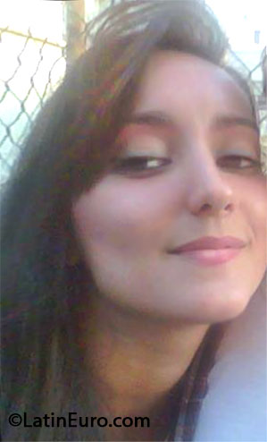 Date this hot Brazil girl Aline from Rio De Janeiro BR7946