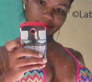 Date this exotic Brazil girl Clediane from Salvador BR7977