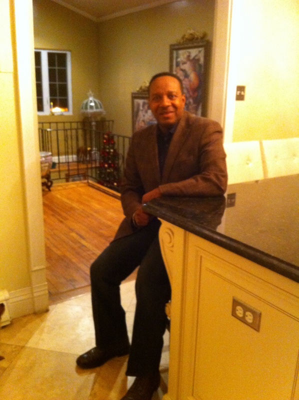 Date this happy United States man Romario11 from New York US14441