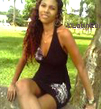 Date this good-looking Brazil girl Marcela from Alto Paraiso BR8034