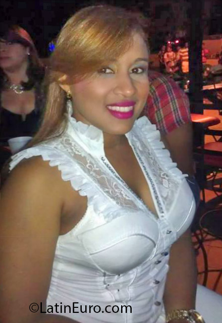 Date this young Dominican Republic girl Rosaura from Santiago DO17108