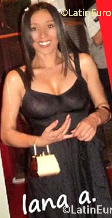 Date this gorgeous Brazil girl Lana from Sao Paulo BR8123