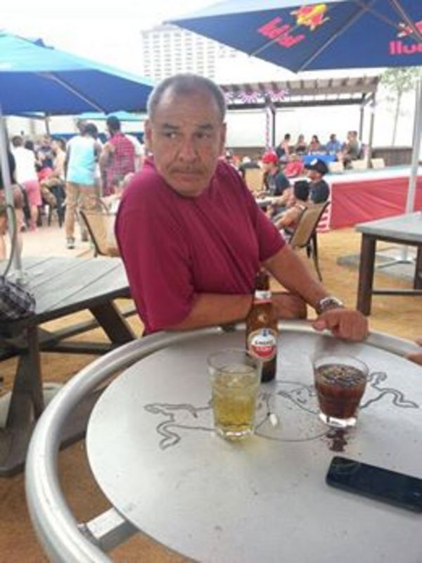 Date this athletic United States man Robert from Houston US14560