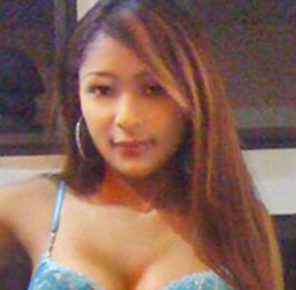 Date this nice looking Colombia girl Ana from Medellin CO16525