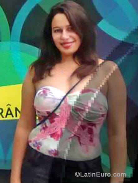 Date this delightful Brazil girl Hilda from Barbacena BR8145