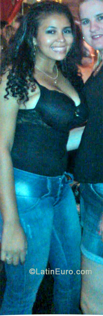 Date this exotic Brazil girl Flavia from Cuiaba BR8155
