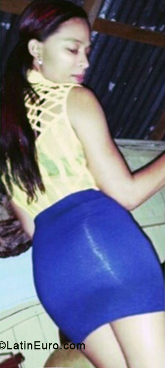 Date this funny Dominican Republic girl Paola from Santiago DO17474