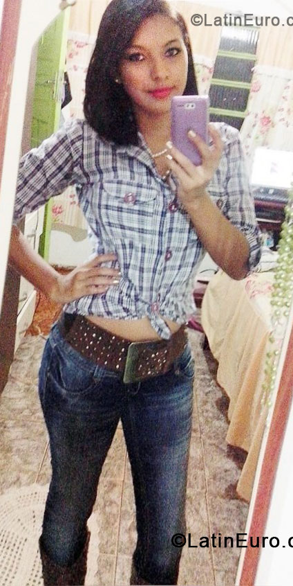 Date this exotic Brazil girl Adriana from Cidade Gaucha BR8216