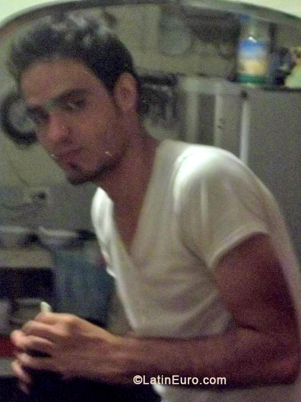 Date this fun Colombia man Arley felipe rios from Medellin CO14393