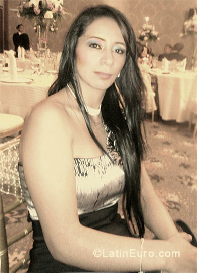 Date this funny Colombia girl Liz from Bogota CO14419