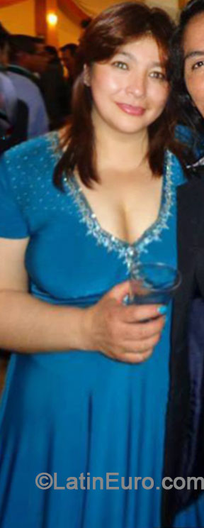 Date this foxy Peru girl Gihana from Piura PE858