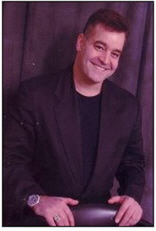 Date this happy United States man Tomas from New York US25101