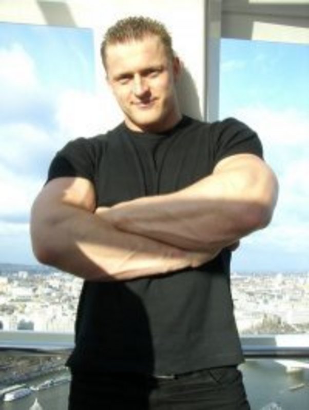 Date this stunning United Kingdom man Jarekkubala from Bristol GB739