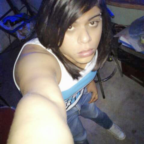 Date this foxy Costa Rica man Raul from San Jose CR275