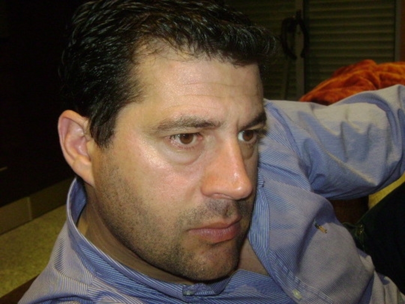 Date this voluptuous United States man Dennis from Los US14777