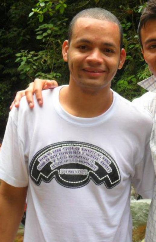 Date this athletic Colombia man VICTOR MORALES from Cali CO14874