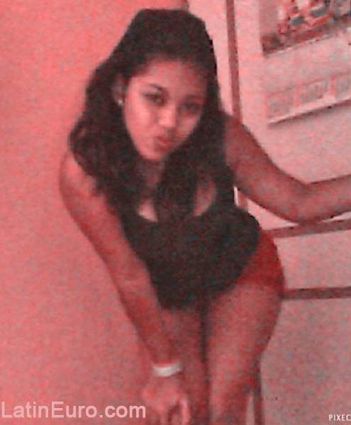 Date this georgeous Peru girl Fernanda from Lima PE925