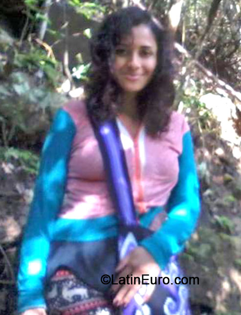 Date this charming Colombia girl Andrea from Medellin CO14942