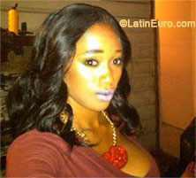 Date this hard body Jamaica girl Shaquara from Kingston JM2131