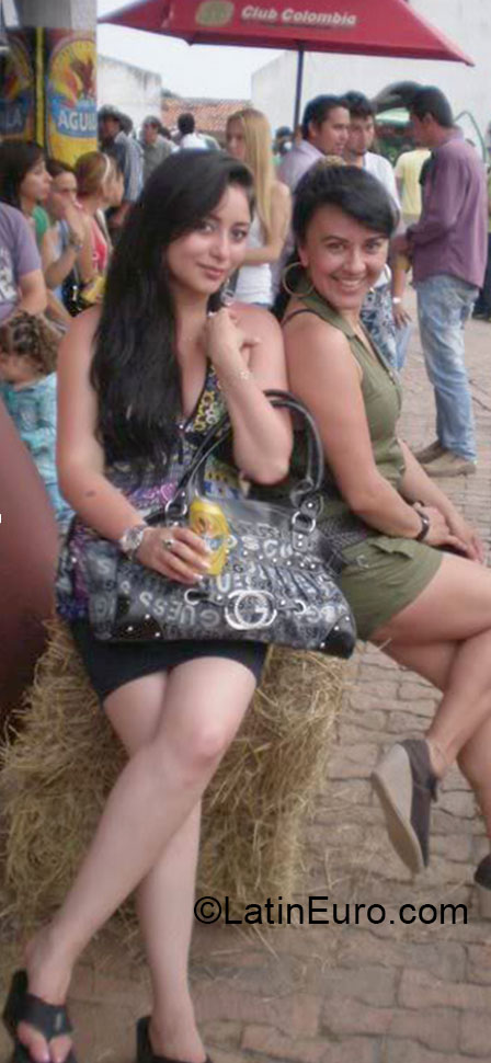 Date this passionate Colombia girl Luisa from Bogota CO15076