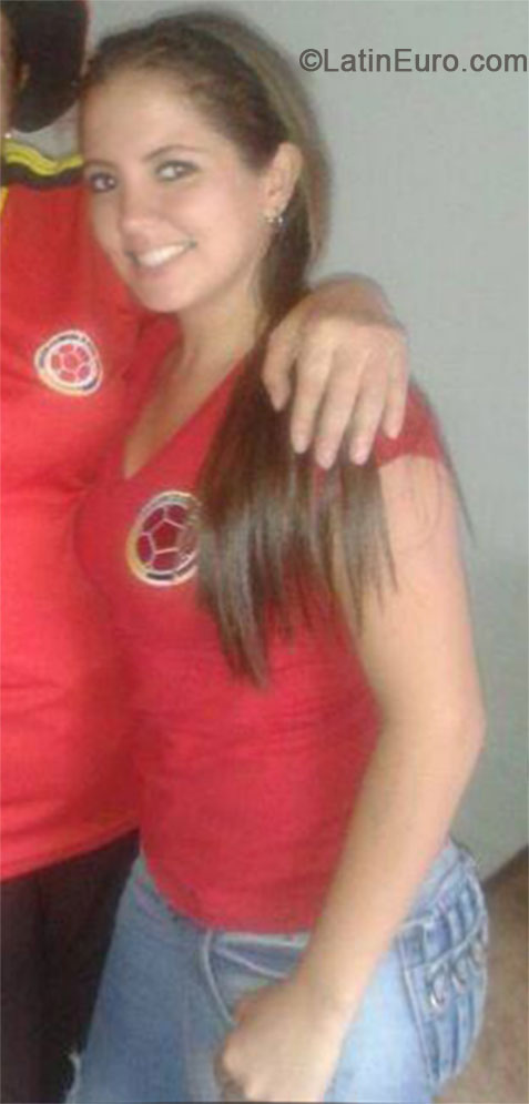 Date this stunning Colombia girl Karen from Cali CO15160