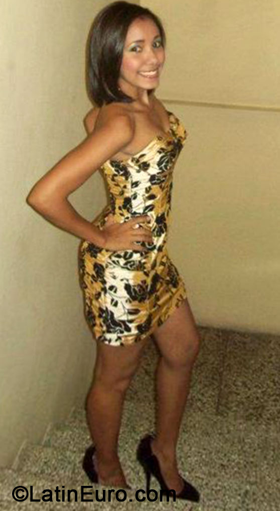 Date this fun Dominican Republic girl Any P. from Santo Domingo DO18961