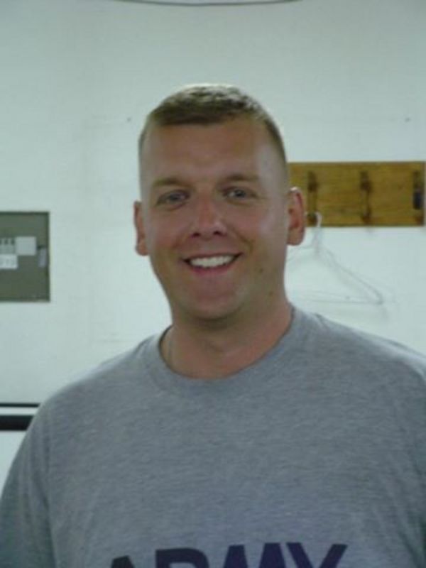 Date this happy United States man Chris from New York City US14963