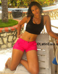 stunning Dominican Republic girl Alexa from Santo Domingo DO19002