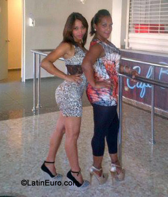 Date this young Dominican Republic girl Mery Sanchez from Santo Domingo DO19160