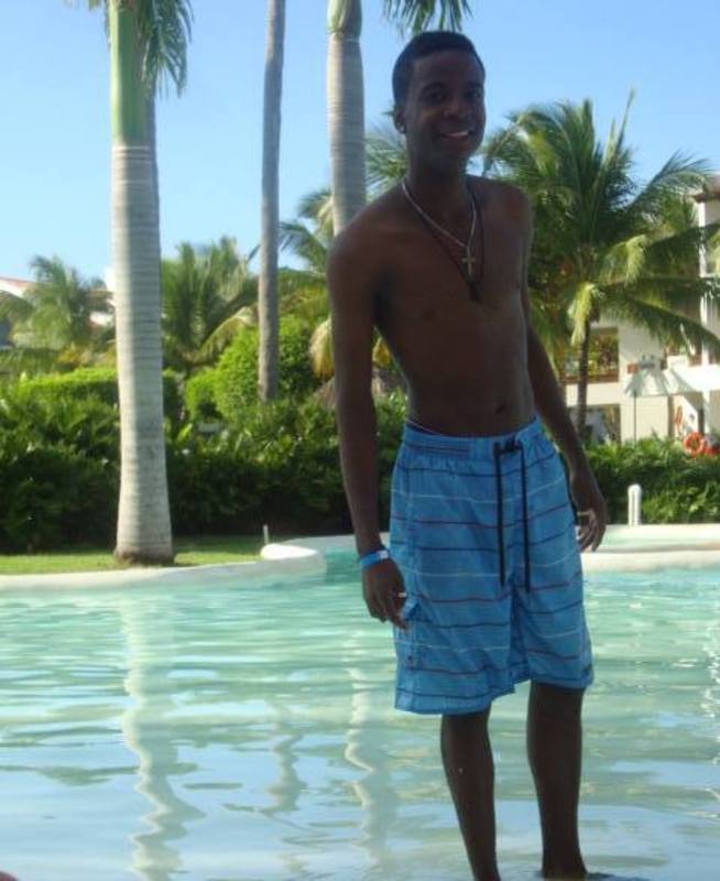 Date this lovely Dominican Republic man Bladimir from La Romana DO19238