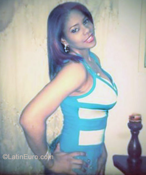 Date this fun Dominican Republic girl Yury03 from Santo Domingo DO19297