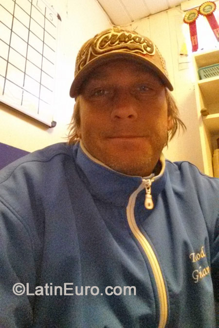 Date this passionate Norway man Albert77 from Oslo NO181