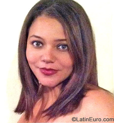 Date this pretty Colombia girl Milena from Bogota CO15436