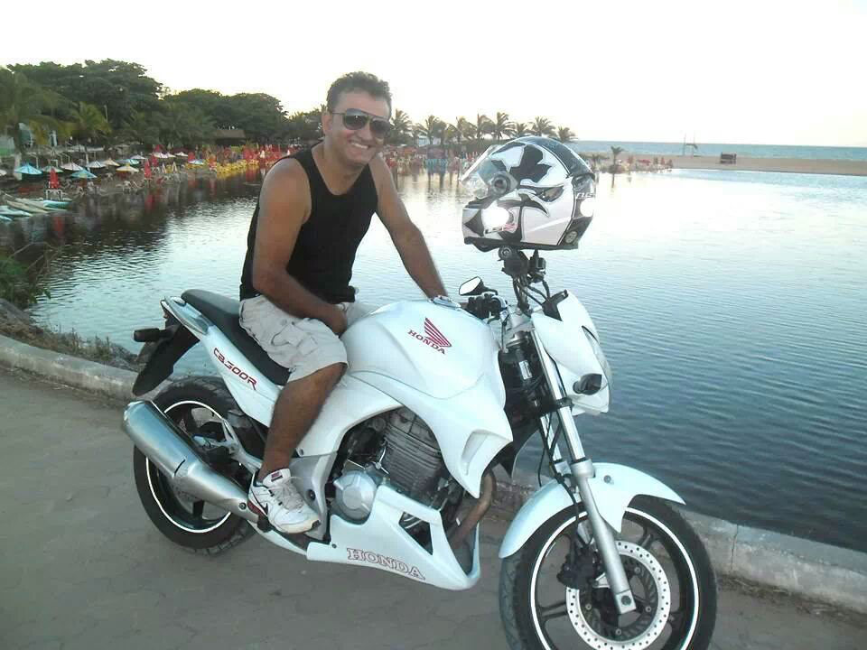 Date this sultry Brazil man  from Criciuma BR8866