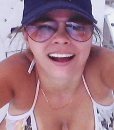 Date this gorgeous Colombia girl Juliana from Bogota CO15524