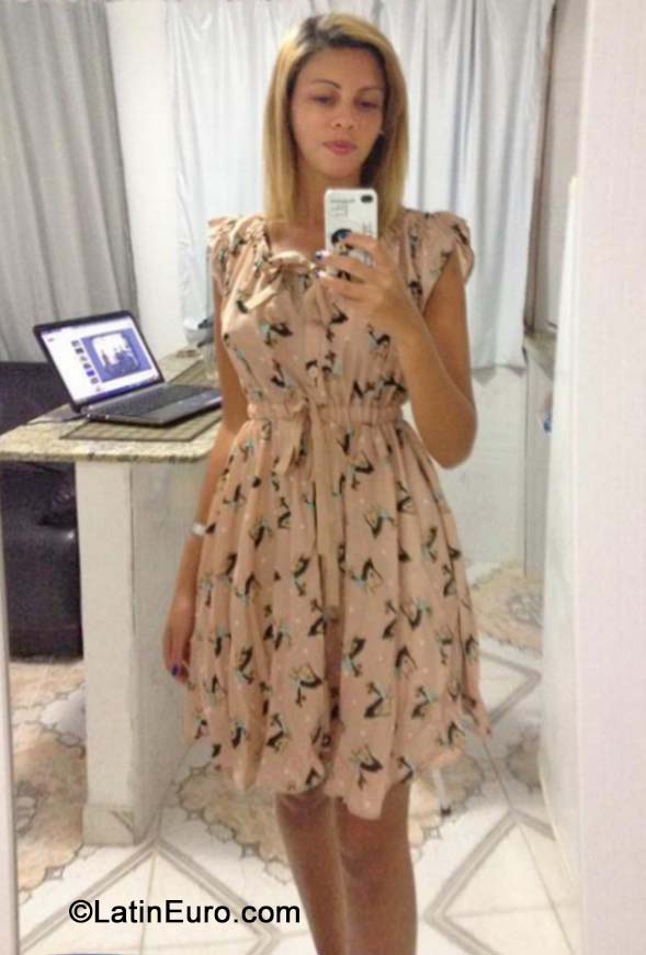 Date this georgeous Brazil girl PrisBrasilRio from Rio De Janeiro BR8895