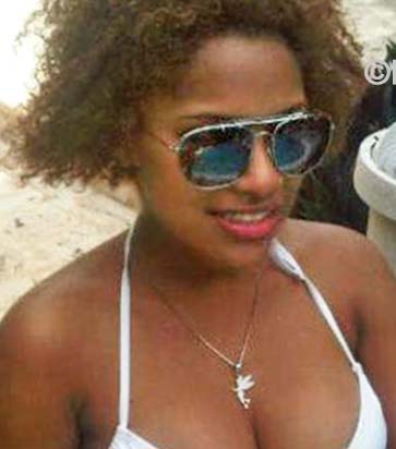 Date this pretty Dominican Republic girl Scarlet from Santo Domingo DO19709