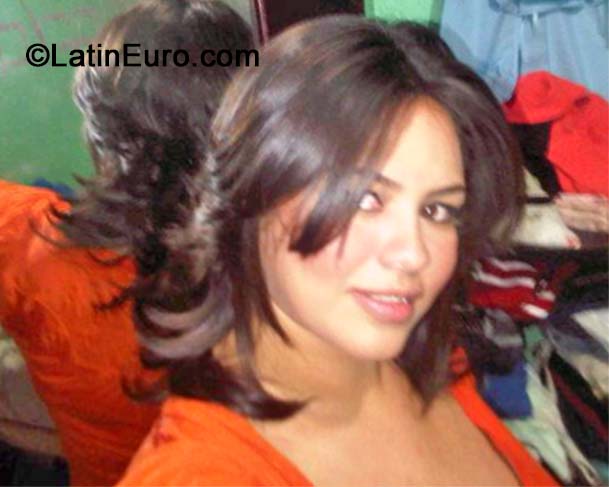 Date this voluptuous Honduras girl Yulieth from Francisco Morazan HN1241
