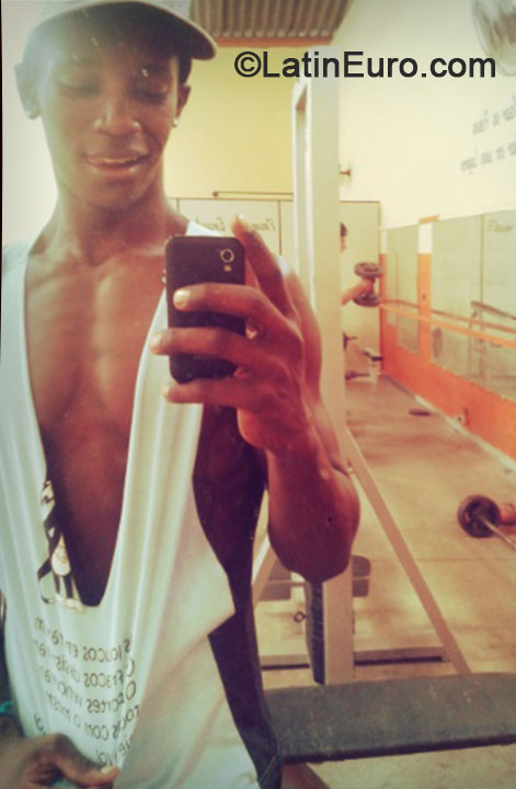 Date this attractive Brazil man Wilton from Uberaba BR8953