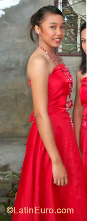 Date this beautiful Philippines girl Jessa from Santiago City PH680