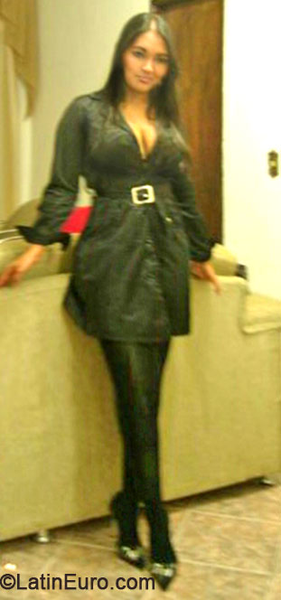 Date this young Brazil girl Fernanda from Belo Horizonte BR8977