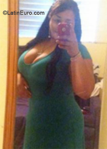 Date this funny Dominican Republic girl Yajaira from Santo Domingo DO26230