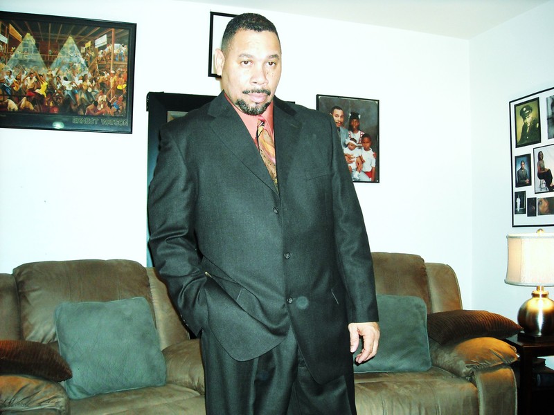 Date this hot United States man James from Elizabrth US15442