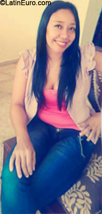 Date this exotic Dominican Republic girl Altagracia from Santo Domingo DO20077