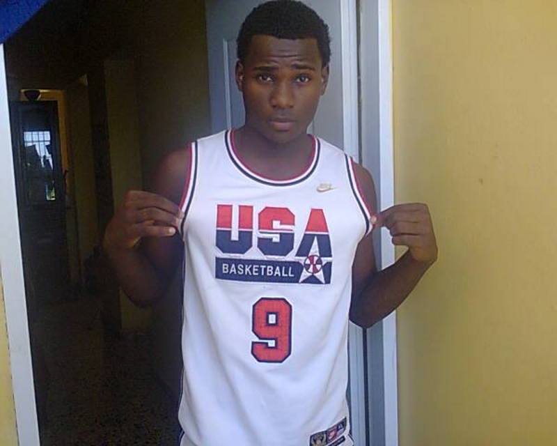 Date this tall Dominican Republic man Cristopher de j from San Pedro De Macoris DO20234