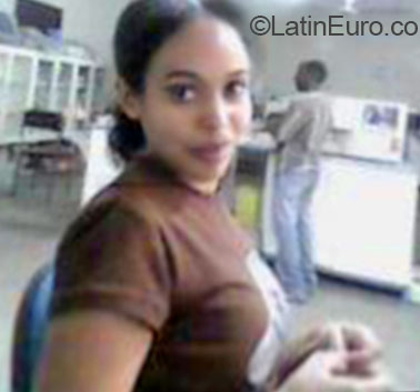 Date this hard body Ethiopia girl Elsabeth from Dire Dawa ET20