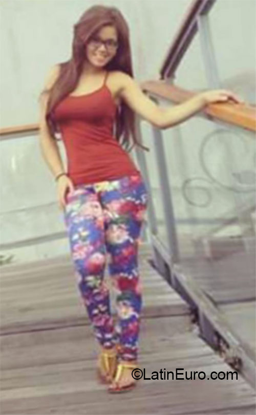 Date this passionate Dominican Republic girl Gloroa from Santiago DO20250