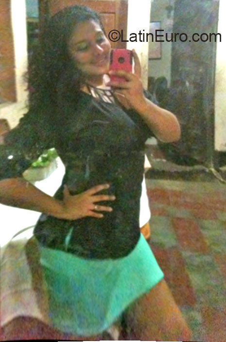 Date this delightful Nicaragua girl Regina from Managua NI175