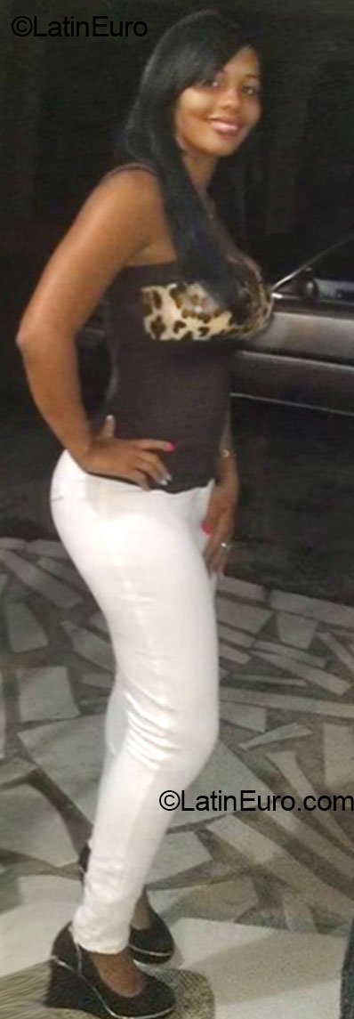 Date this funny Dominican Republic girl Katy from Santo Domingo DO20342